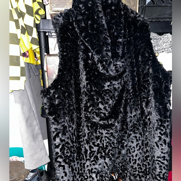 Never worn before, 3X Adrienne landau faux fur - Picture 4 of 5